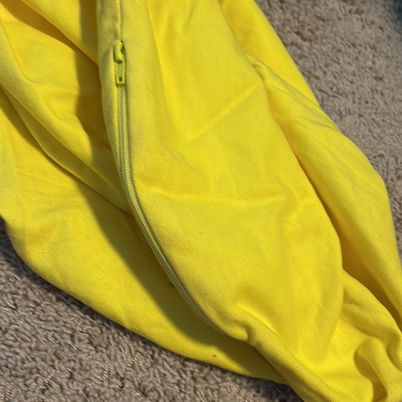 American Apparel circle sac tote with a pocket in yellow - Picture 4 of 5